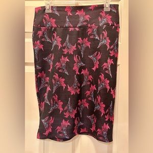 LuLaRoe Women’s Cassie Pencil Skirt Medium